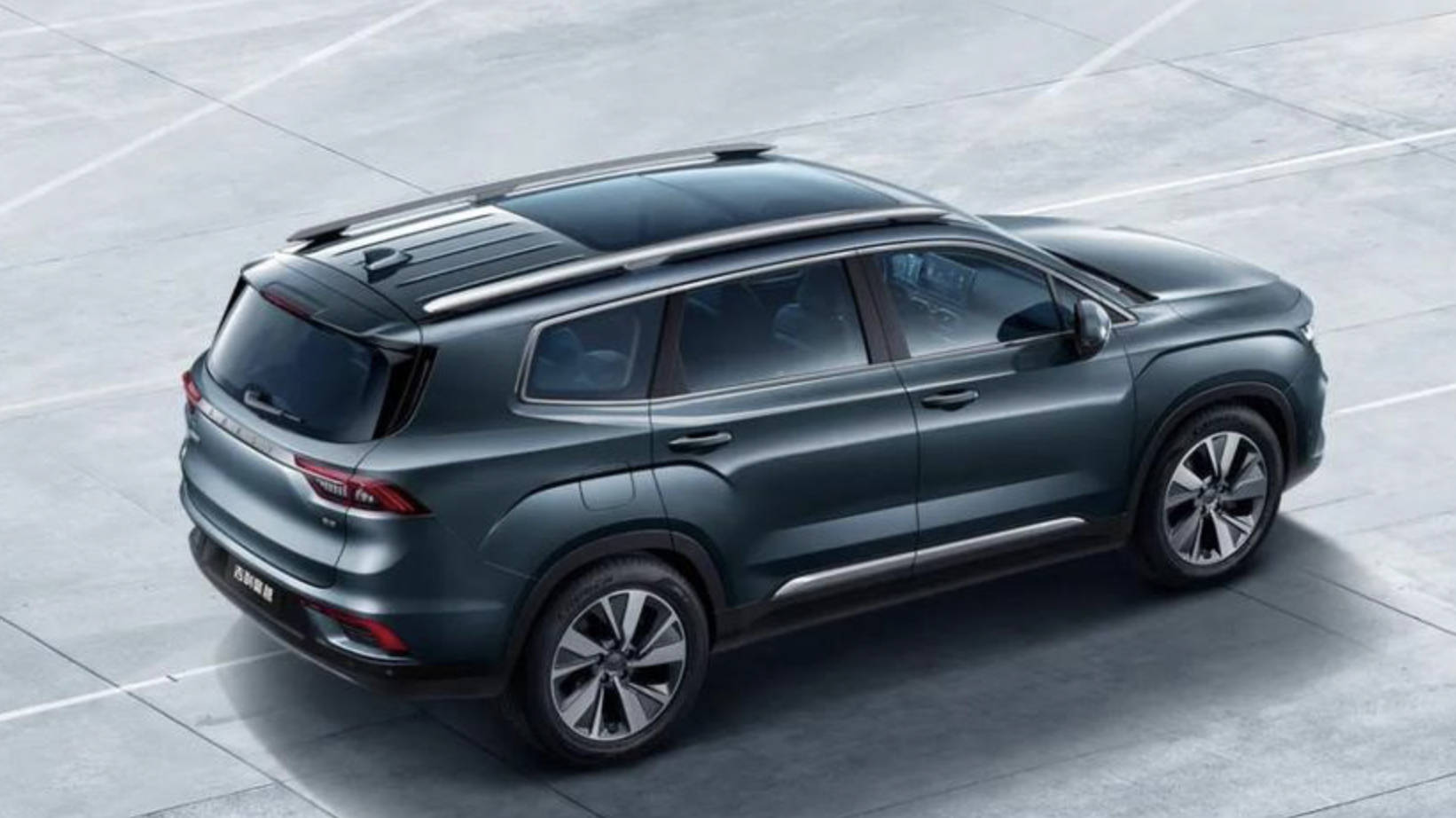 吉利最新SUV，家庭之旅的温馨伴侣