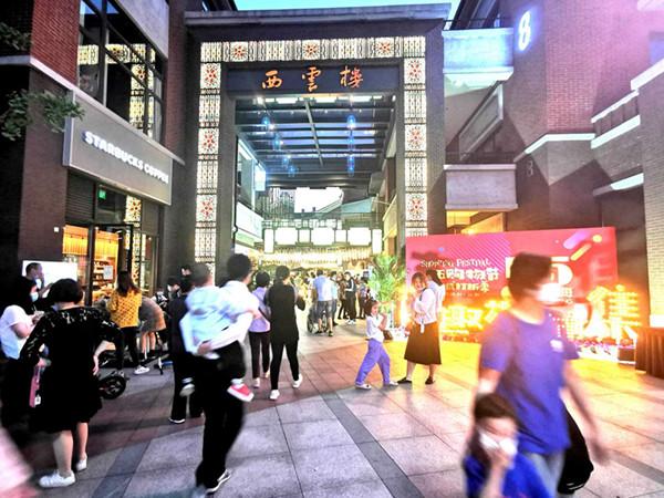 美国最新疫情数据揭秘与小巷特色小店的奇趣之旅