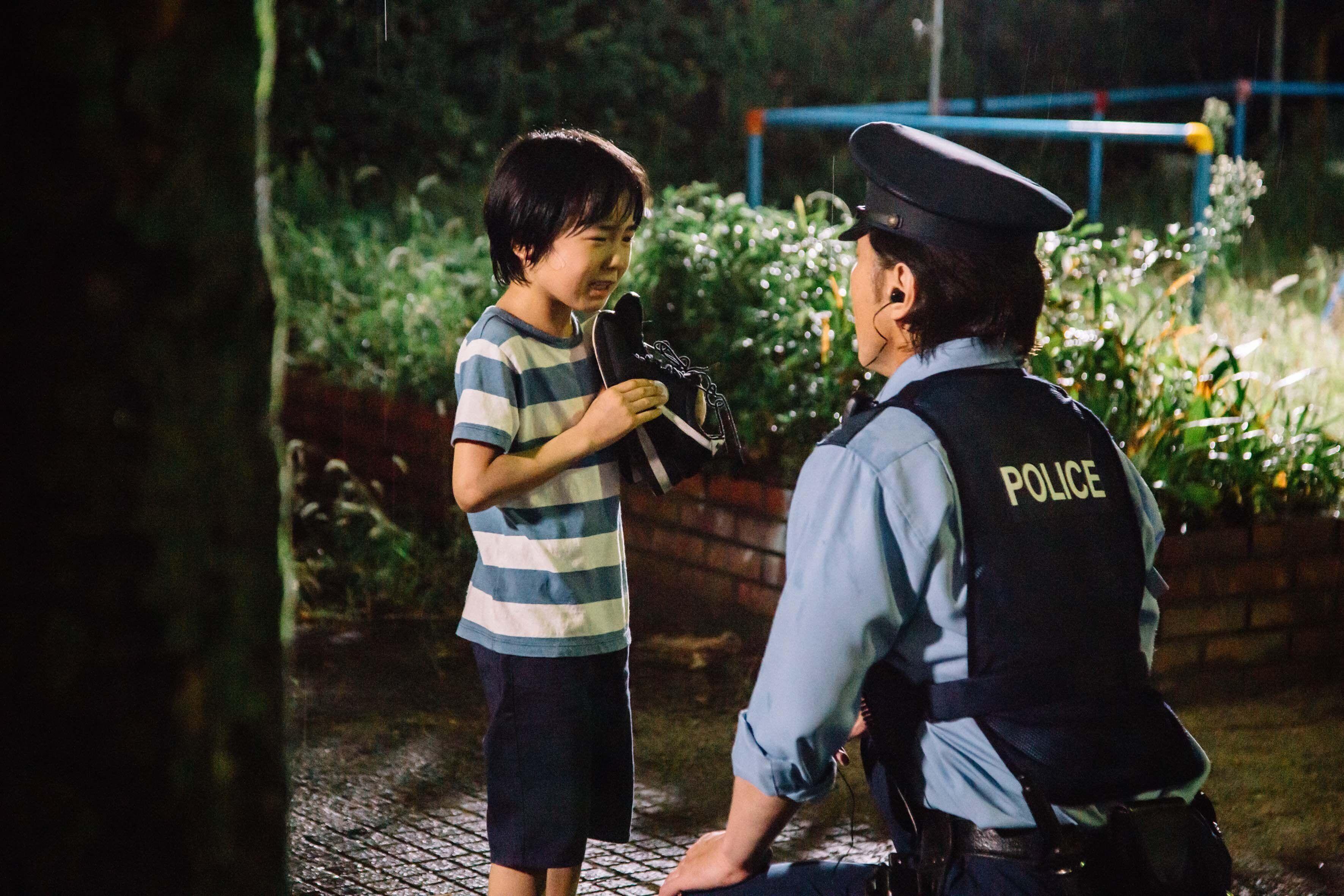 涉黄警示，最新一区日本内容的深度剖析