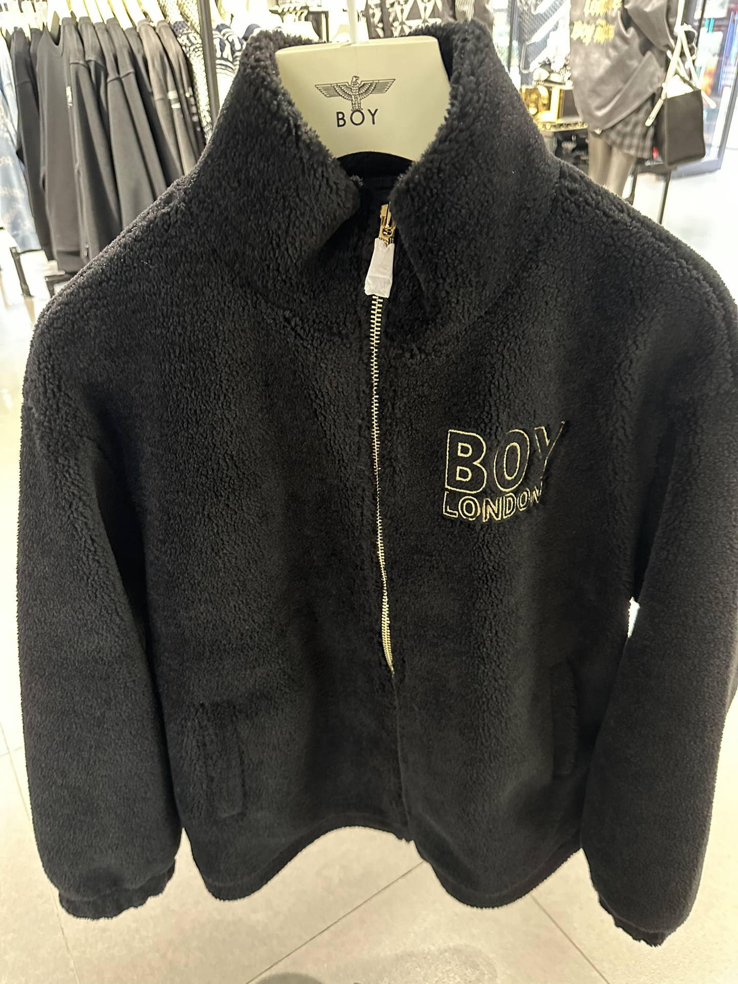 小红书推荐，时尚潮流必备单品——Boy外套最新款💥