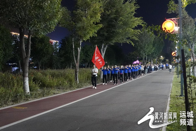 最新路况更新，探寻心灵宁静的旅程——沿着215国道领略自然美景