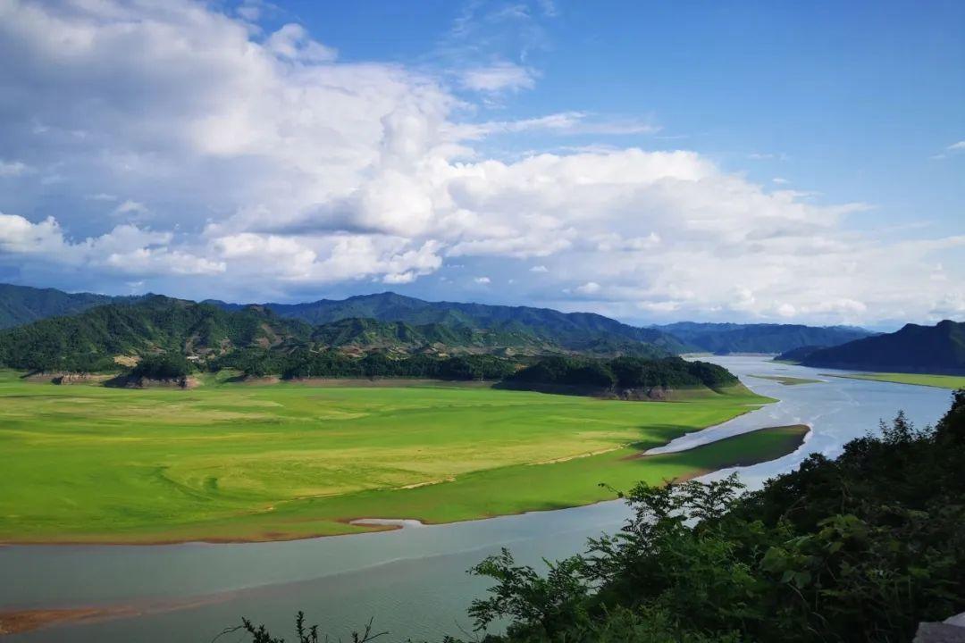 探索绿岛的最新奇妙之旅🌴
