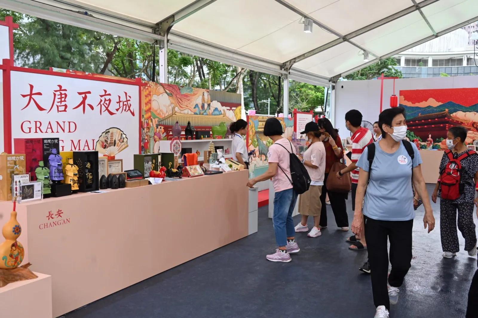 香港最新喜剧电影，科技魅力引发笑声四溢，生活因笑更精彩