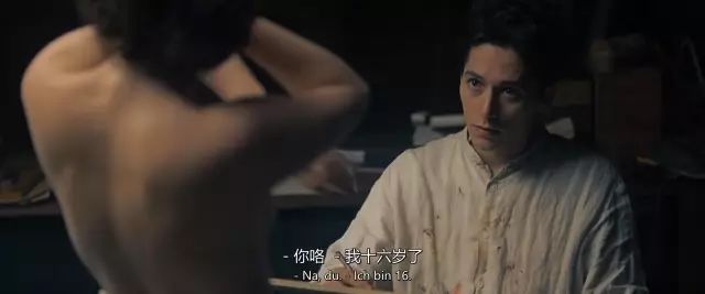 小巷深处的隐藏瑰宝，最新露点电影全呈现