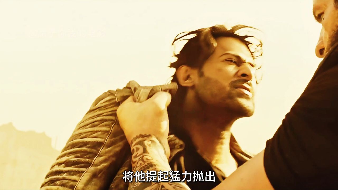 印度最新动作片热血上映，打斗场面震撼，令人目不转睛！