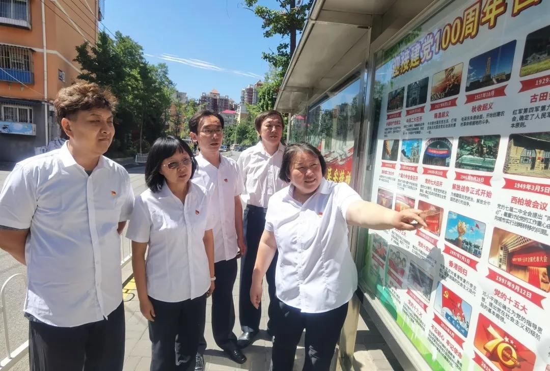 美国肺炎最新通报与探索自然美景之旅
