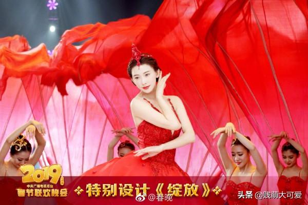 最新跳水大赏，美轮美奂的瞬间惊艳四座，绝对不容错过！